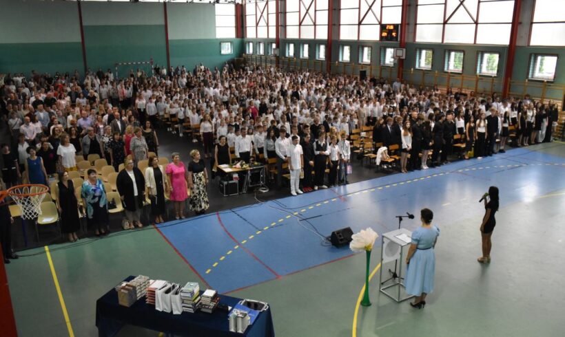 Uroczystość zakończenia roku szkolnego 2024/2025 – galeria zdjęć